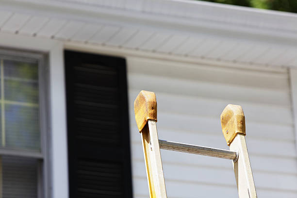 How To Choose The Right Materials for Your Siding Installation in 'Moberly, MO